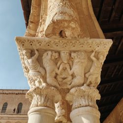 Capitelli Mon 2